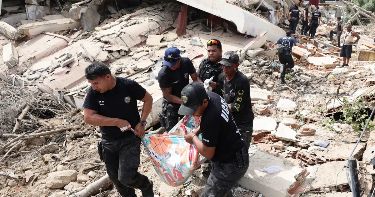 Venezuela earthquake death toll passes 1,400 as US military presence expands under cover of relief