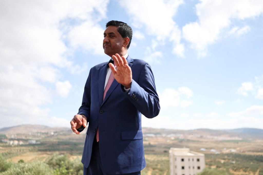 Khanna says the IDF lied about his detention