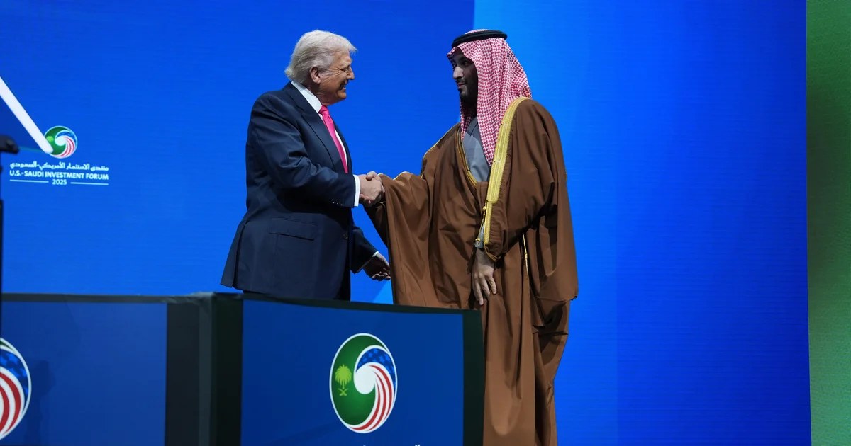 US and Saudi Arabia sign a nuclear deal with no Israel condition