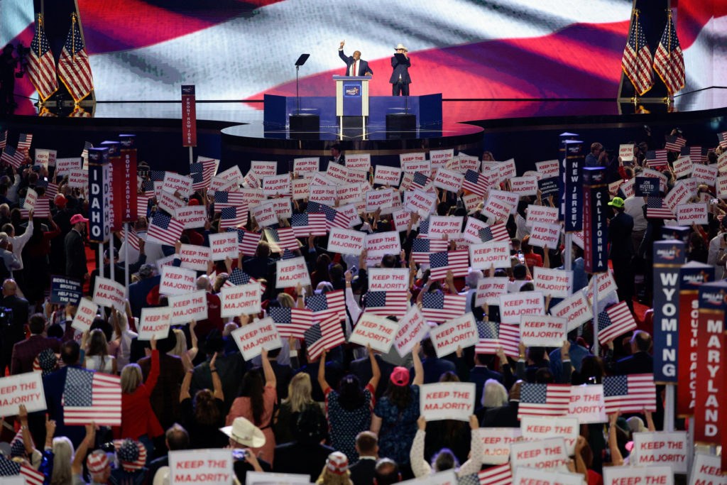 Trump promises every adult American $5,000 if Republicans hold Congress, and the arena's upper deck sits empty