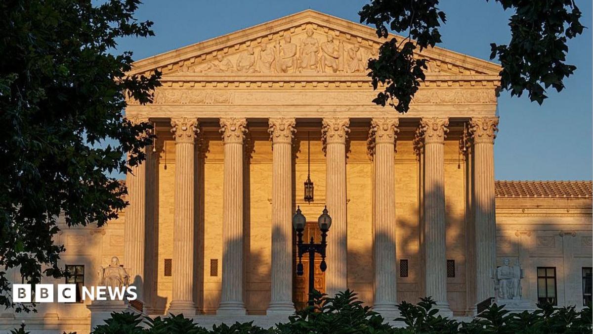 Supreme Court, 6-3, revives Trump's voter citizenship database weeks before midterms